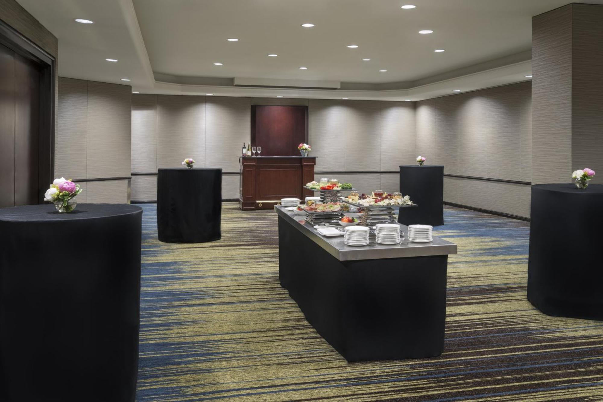 Отель Intercontinental Toronto Centre By Ihg Экстерьер фото