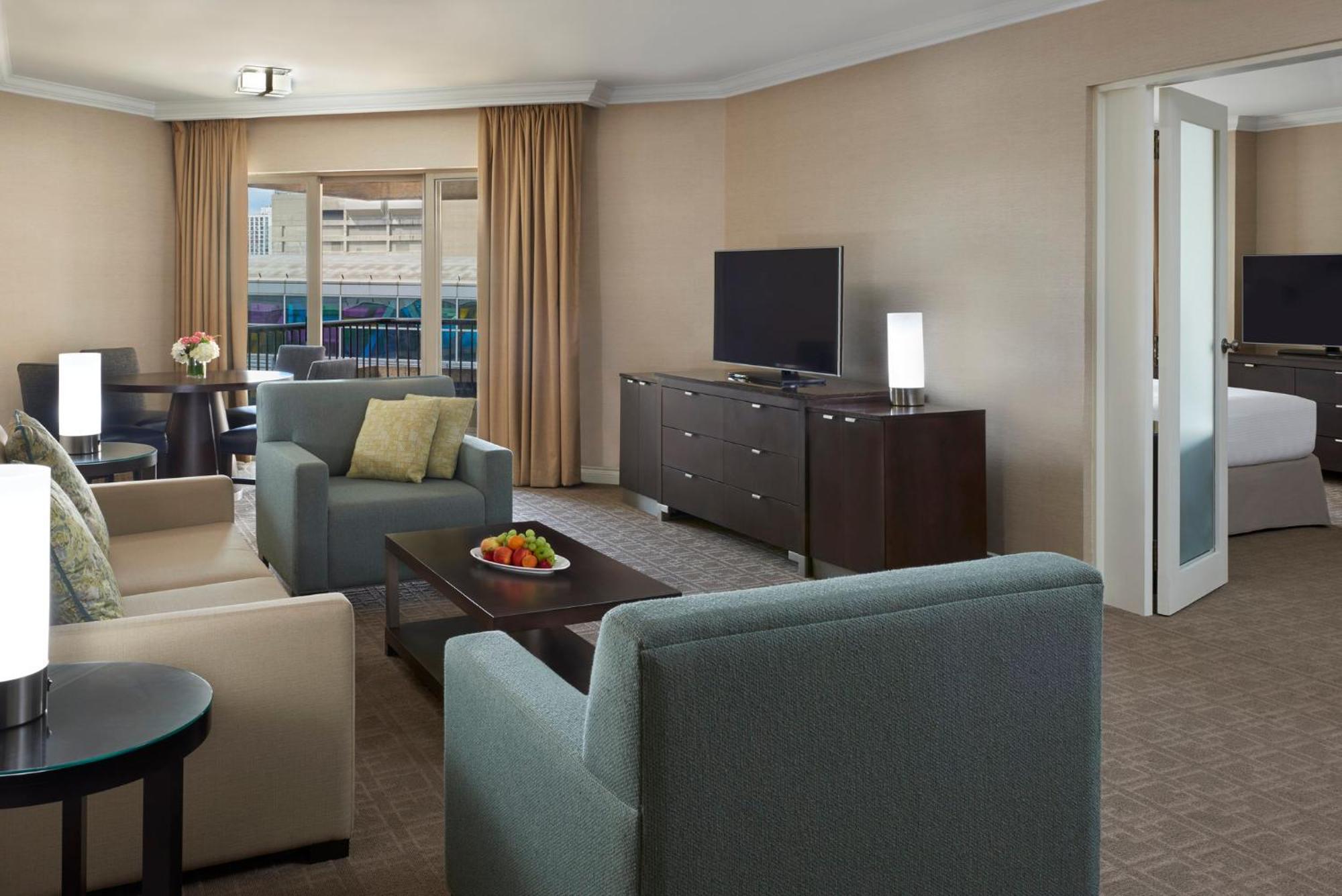 Отель Intercontinental Toronto Centre By Ihg Экстерьер фото