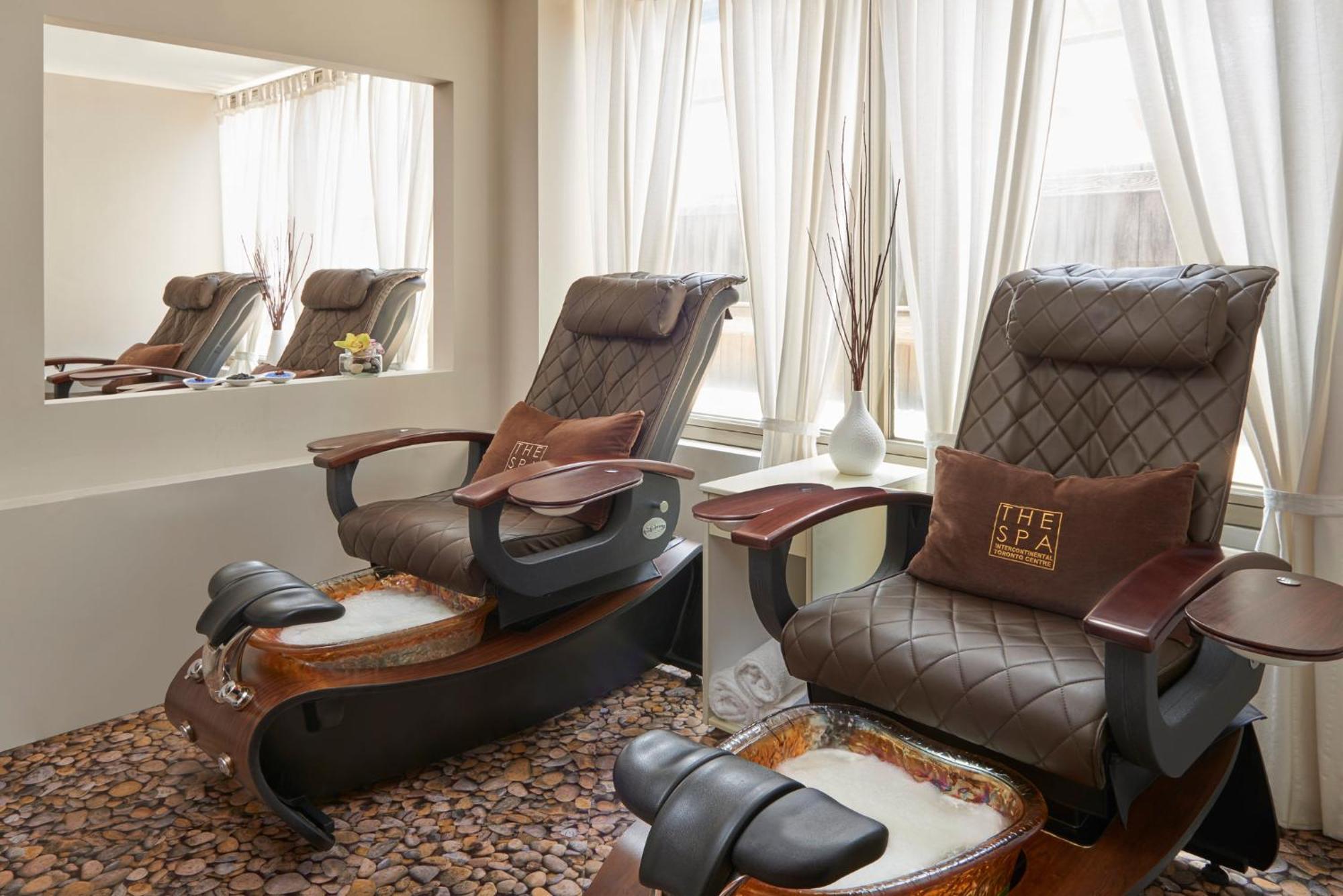 Отель Intercontinental Toronto Centre By Ihg Экстерьер фото